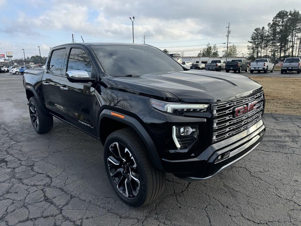 used 2024 GMC Canyon car, priced at $50,253