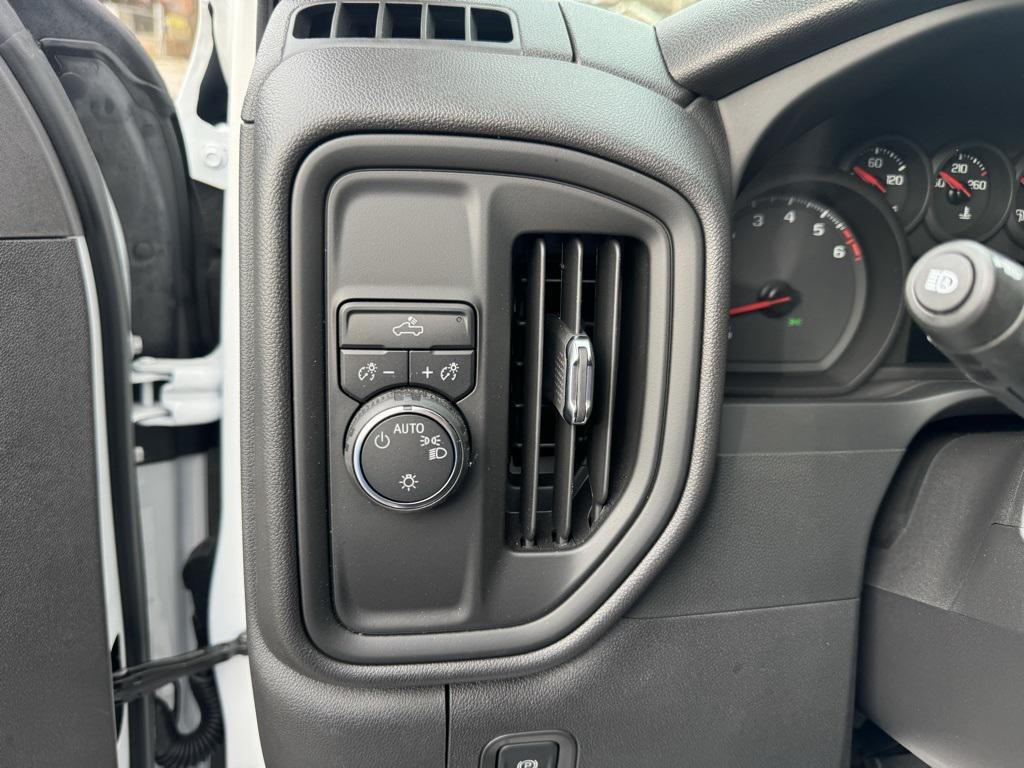 used 2025 Chevrolet Silverado 1500 car, priced at $39,345