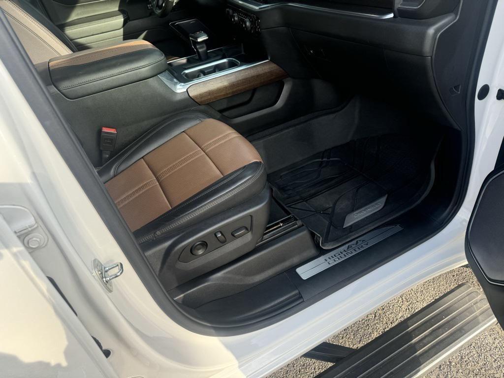 used 2023 Chevrolet Silverado 1500 car