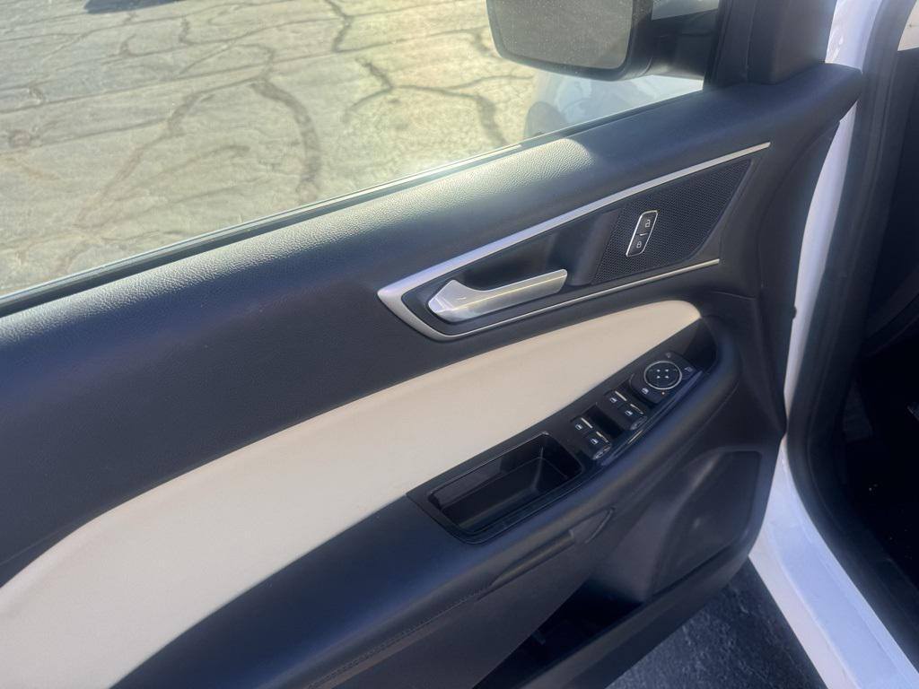 used 2019 Ford Edge car, priced at $15,260