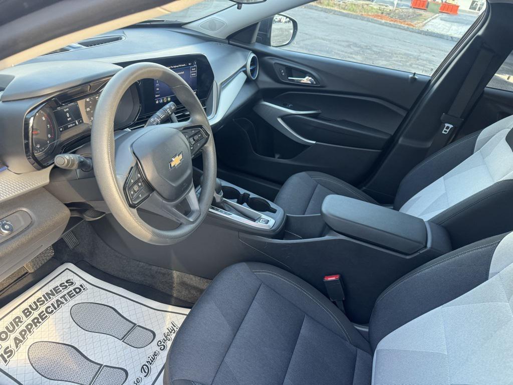 used 2025 Chevrolet Trax car, priced at $21,560