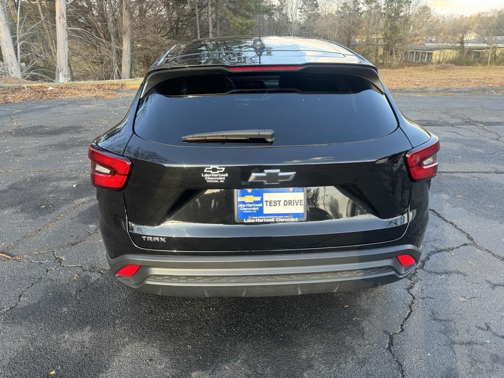 used 2025 Chevrolet Trax car, priced at $21,560