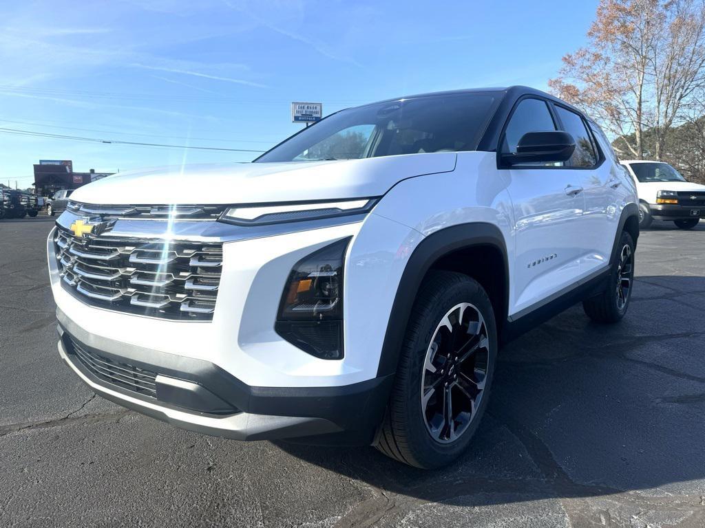 new 2026 Chevrolet Equinox car, priced at $32,680