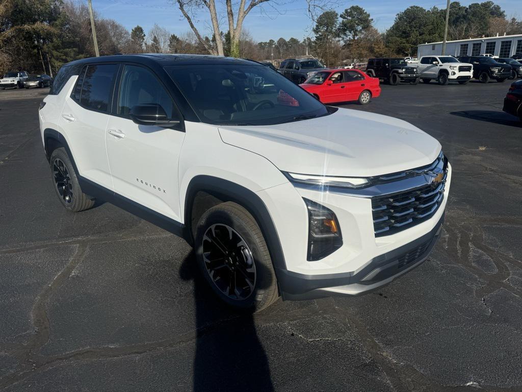 new 2026 Chevrolet Equinox car, priced at $32,680