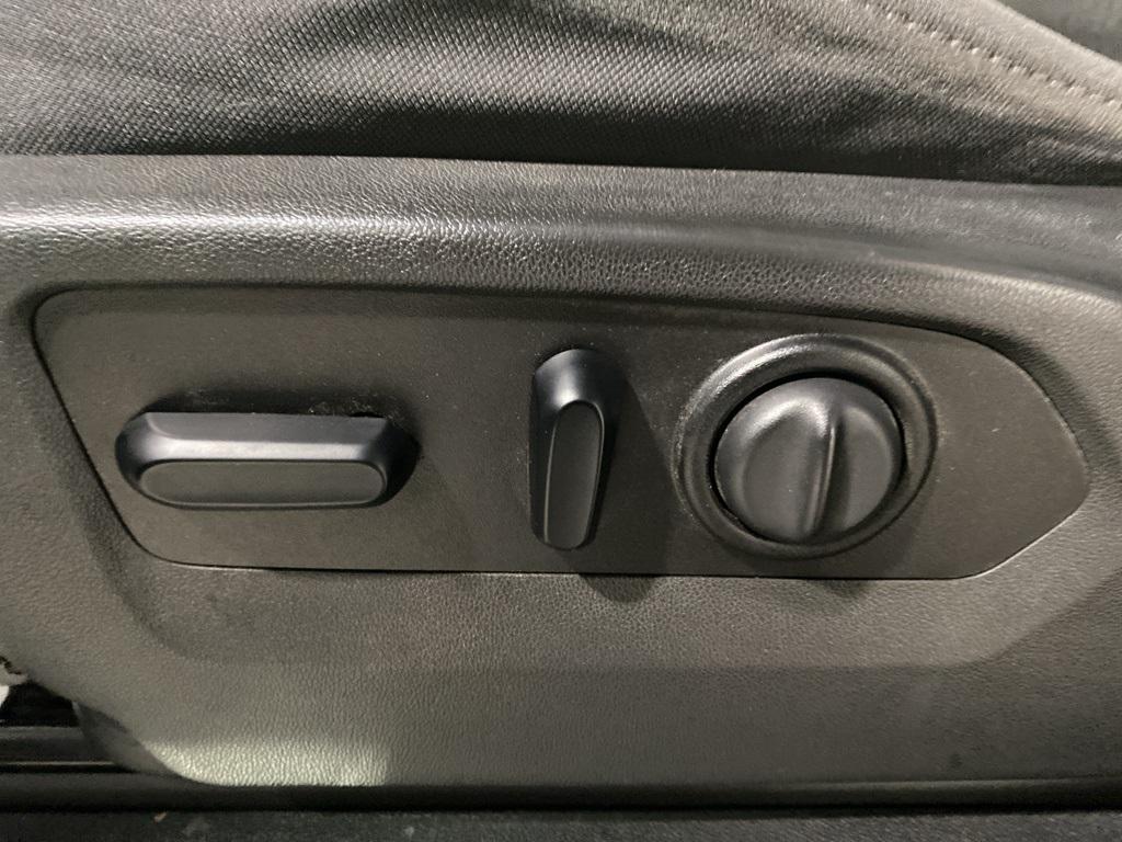 used 2021 Chevrolet Silverado 1500 car, priced at $27,452