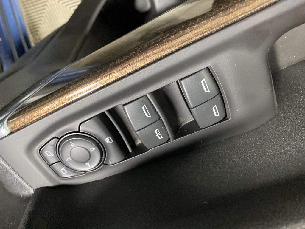 used 2021 Chevrolet Silverado 1500 car, priced at $27,452