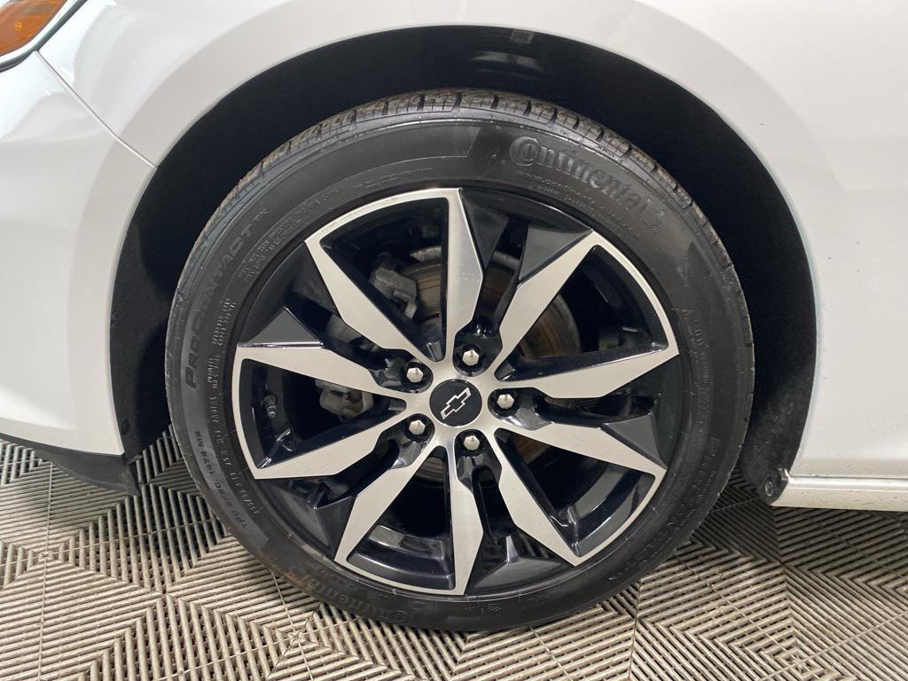 used 2024 Chevrolet Malibu car, priced at $20,738