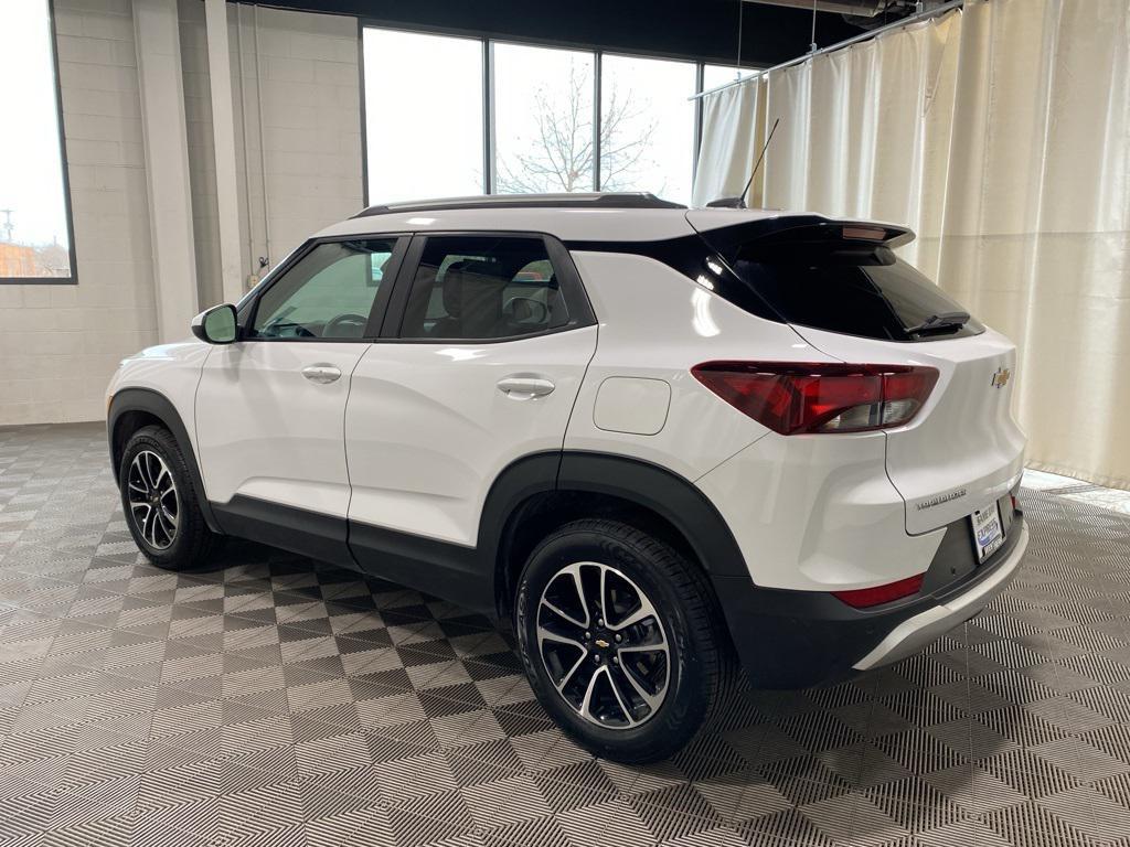 used 2025 Chevrolet TrailBlazer car, priced at $20,920