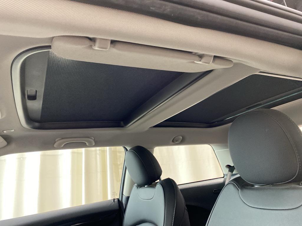 used 2024 MINI Hardtop car, priced at $23,725