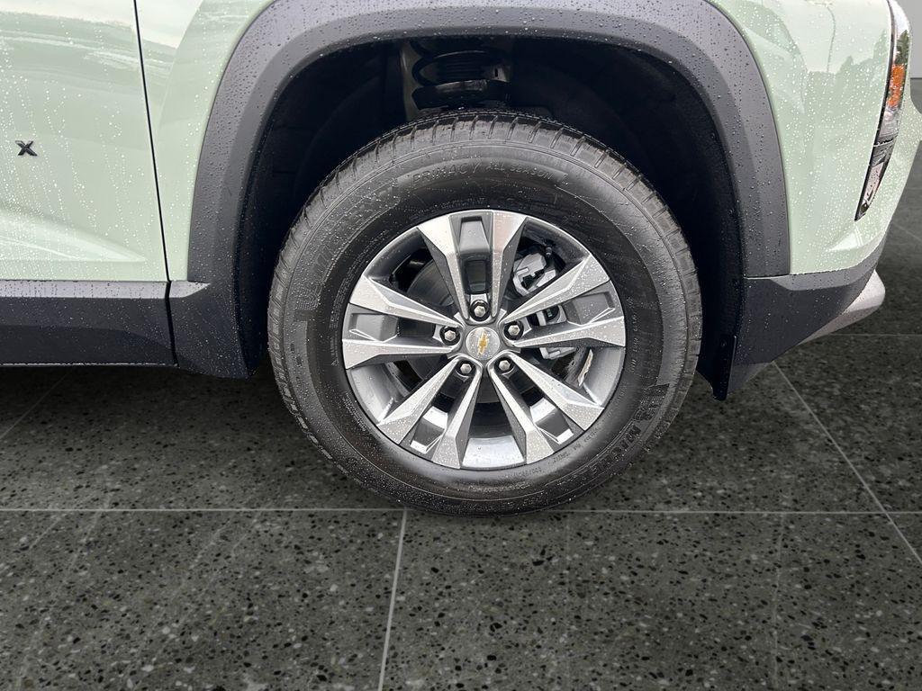 new 2026 Chevrolet Equinox car, priced at $35,965