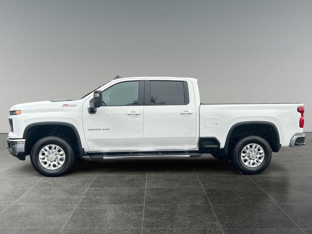 used 2025 Chevrolet Silverado 3500 car, priced at $65,912