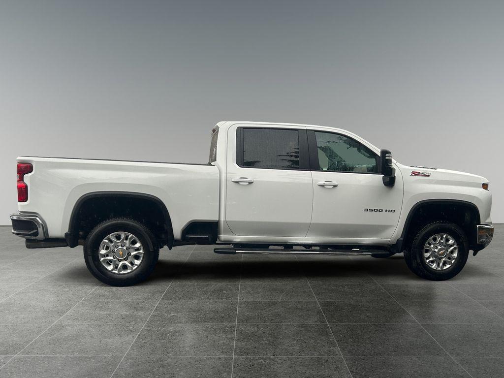 used 2025 Chevrolet Silverado 3500 car, priced at $65,912