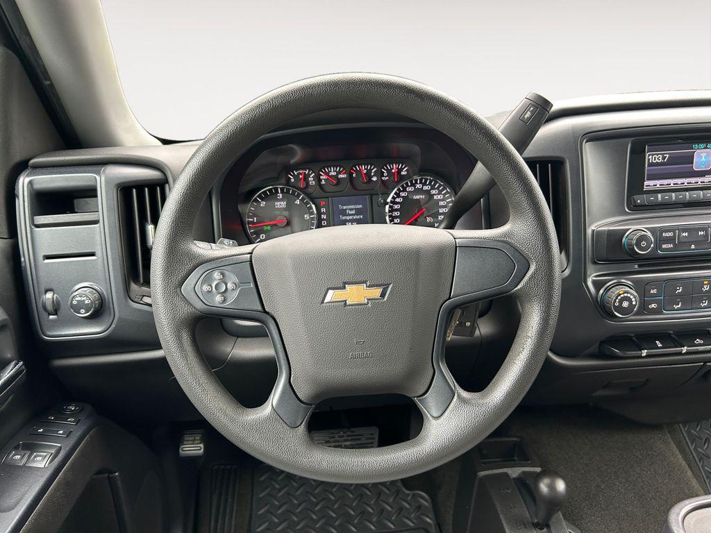 used 2015 Chevrolet Silverado 1500 car, priced at $22,912
