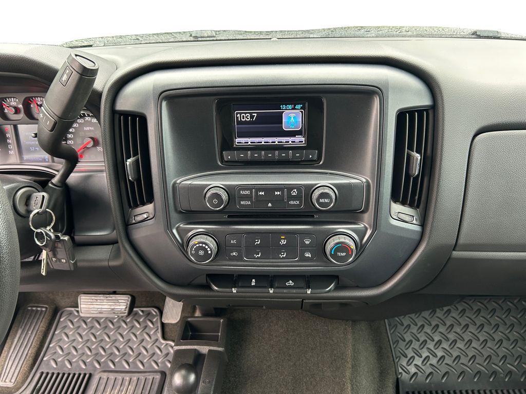 used 2015 Chevrolet Silverado 1500 car, priced at $22,912