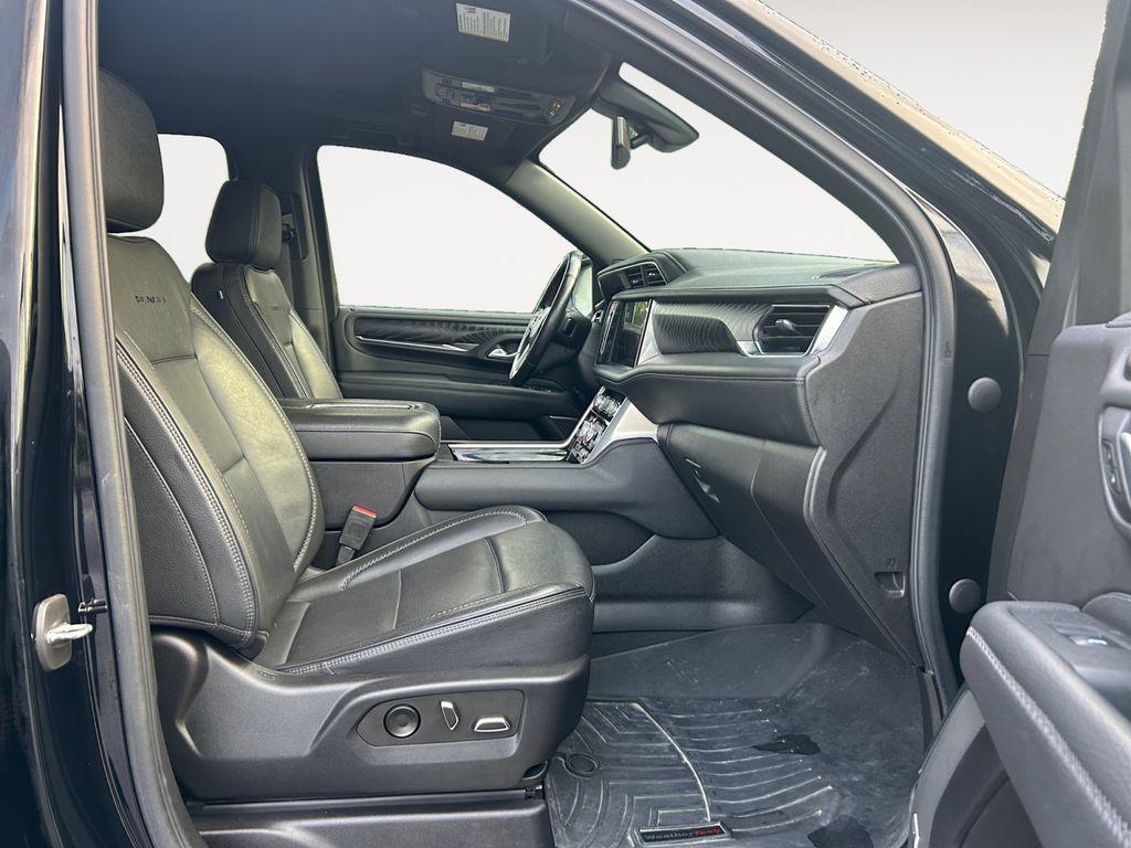 used 2022 GMC Yukon XL car, priced at $57,499