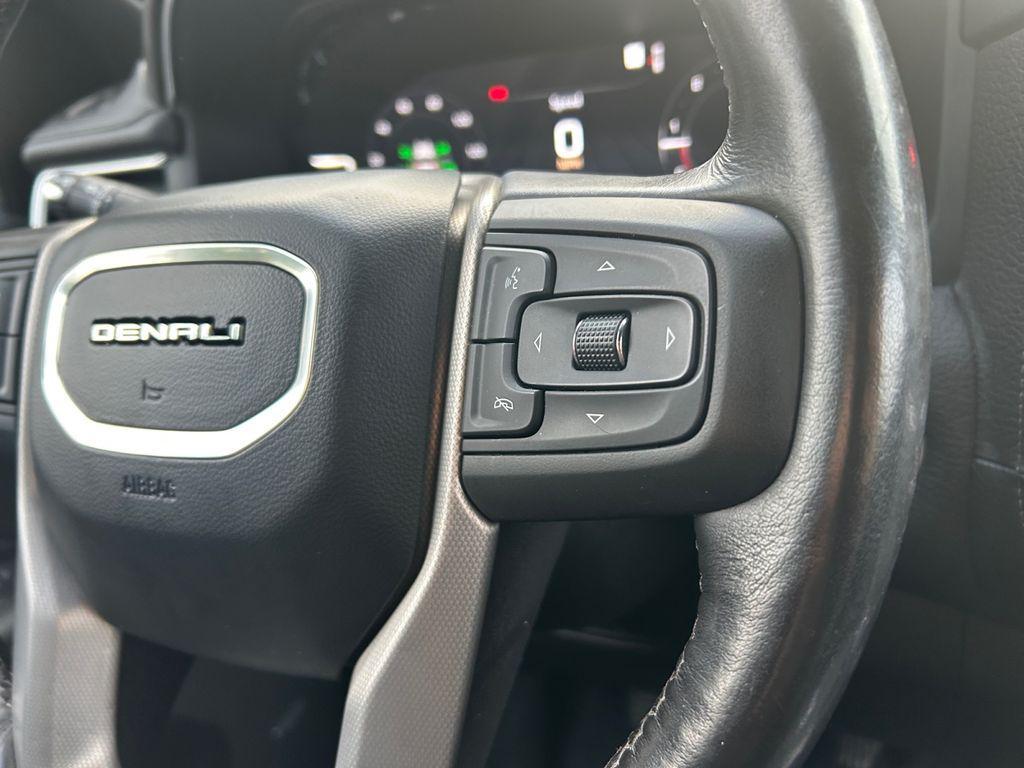 used 2022 GMC Yukon XL car, priced at $57,499