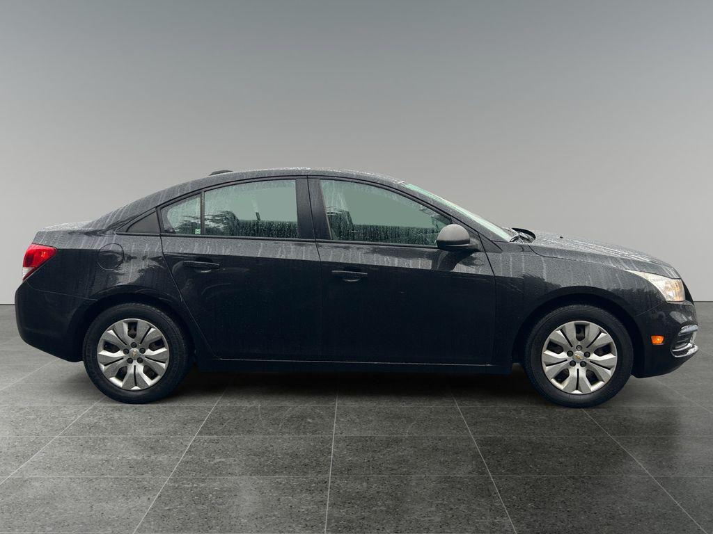 used 2016 Chevrolet Cruze Limited car, priced at $9,999