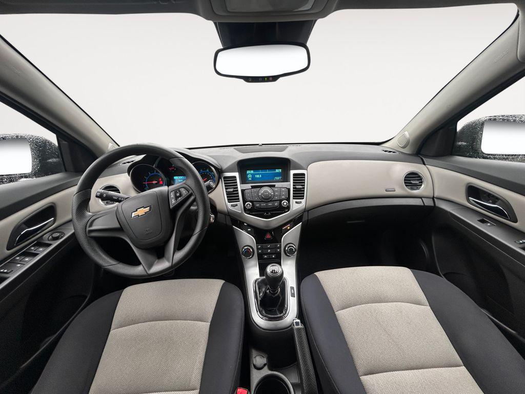 used 2016 Chevrolet Cruze Limited car, priced at $9,999