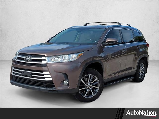 used 2019 Toyota Highlander car, priced at $19,995