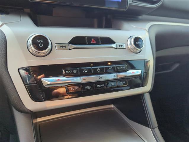 used 2023 Ford Explorer car, priced at $26,492