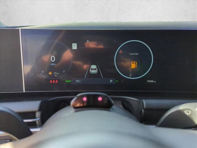 used 2025 Hyundai TUCSON Hybrid car, priced at $28,987