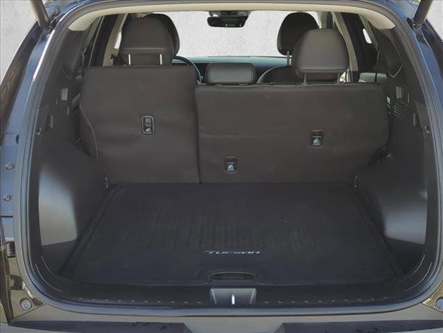 used 2025 Hyundai TUCSON Hybrid car, priced at $28,987