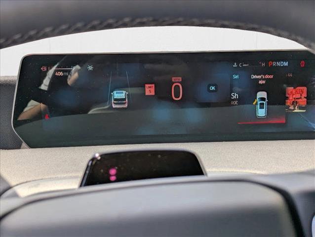 new 2025 Ford Expedition car, priced at $75,895