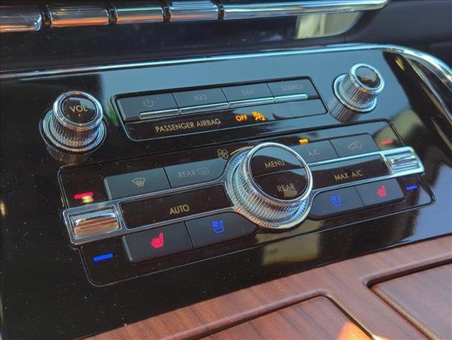 used 2021 Lincoln Navigator car, priced at $28,987