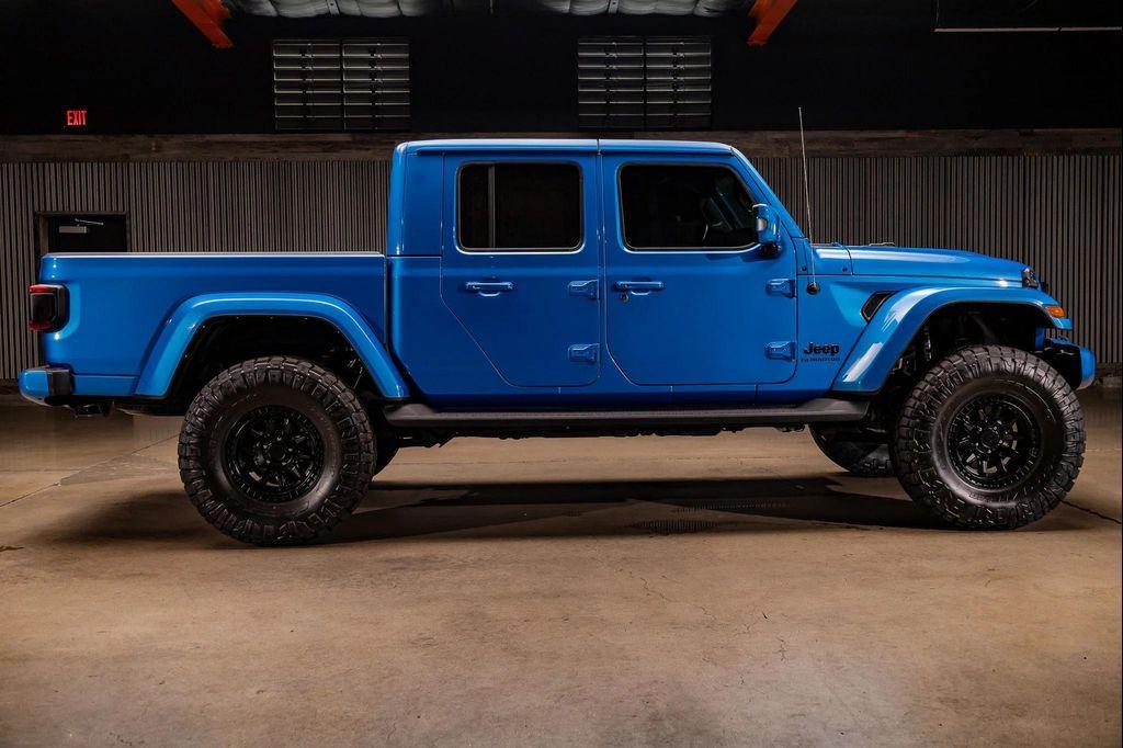 used 2022 Jeep Gladiator car, priced at $40,543