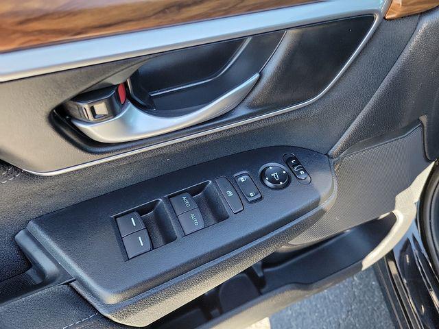 used 2021 Honda CR-V car, priced at $26,880