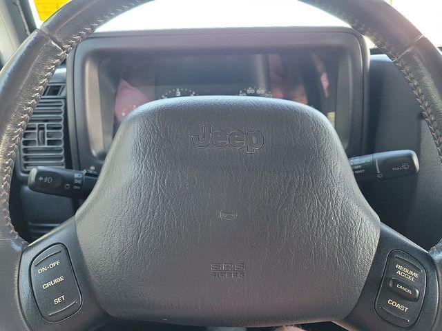 used 2001 Jeep Wrangler car, priced at $9,995