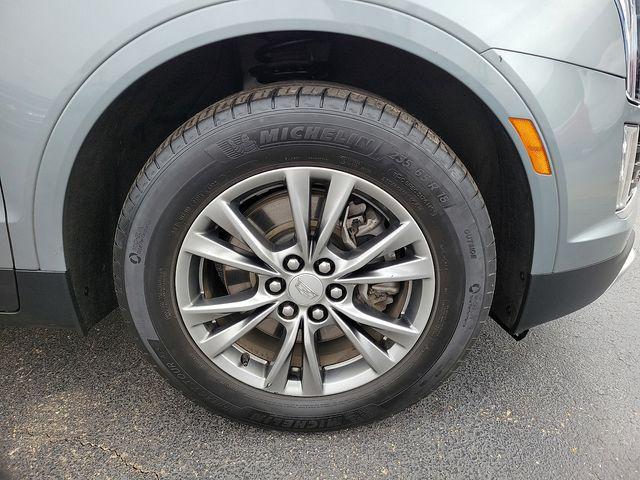 used 2023 Cadillac XT5 car, priced at $31,754