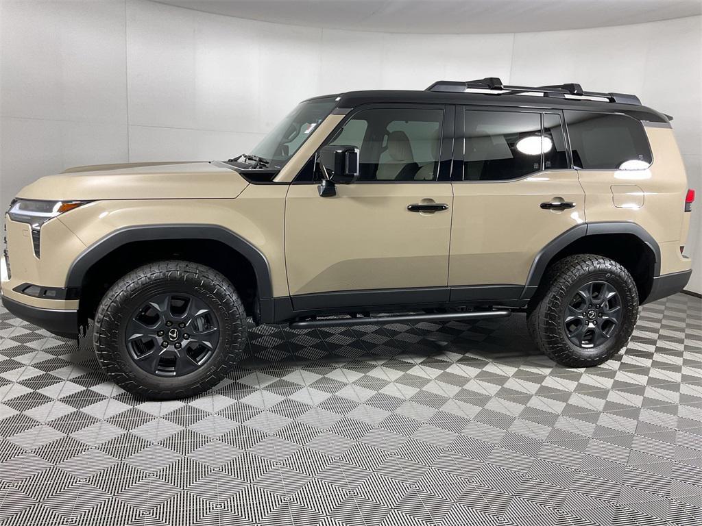 used 2025 Lexus GX 550 car, priced at $92,263