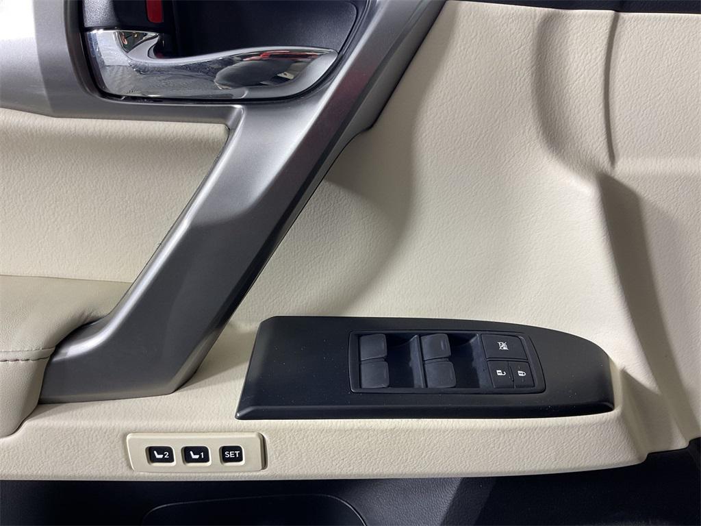 used 2022 Lexus GX 460 car, priced at $46,824