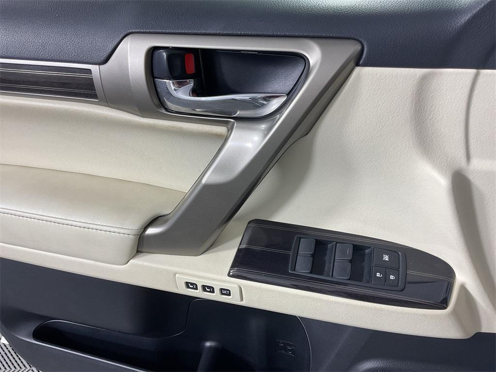 used 2020 Lexus GX 460 car, priced at $40,770