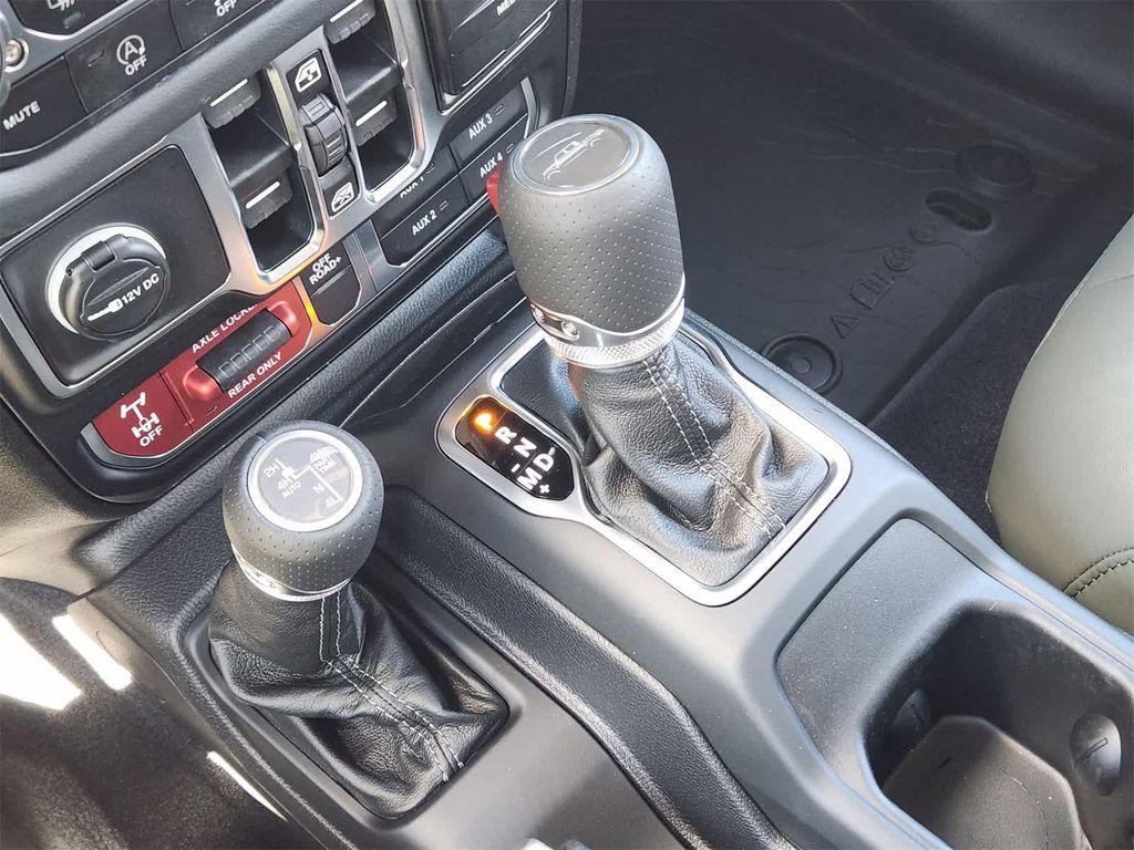 new 2025 Jeep Gladiator car, priced at $54,759