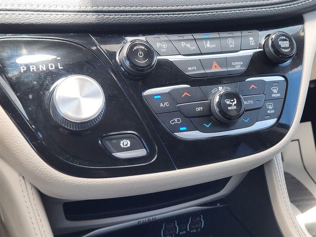 used 2021 Chrysler Pacifica car, priced at $26,482