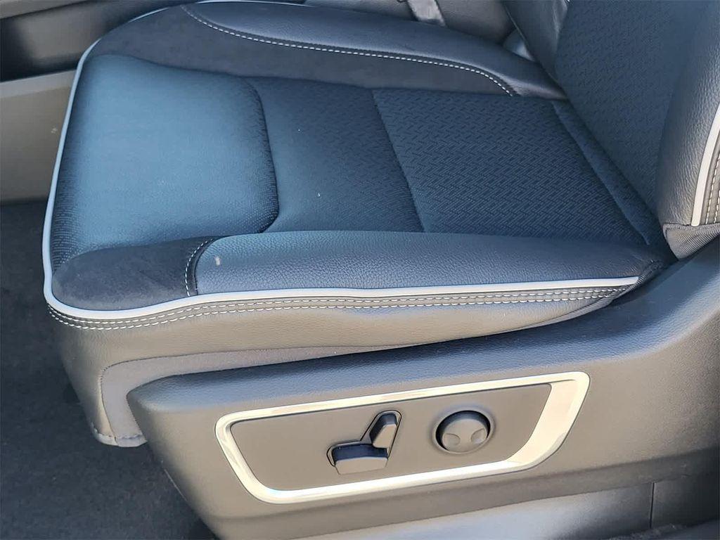 new 2026 Ram 1500 car, priced at $59,392