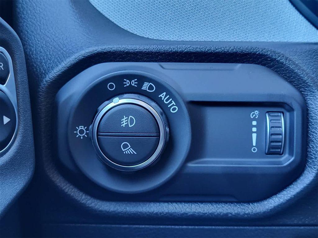 new 2025 Jeep Gladiator car, priced at $43,118