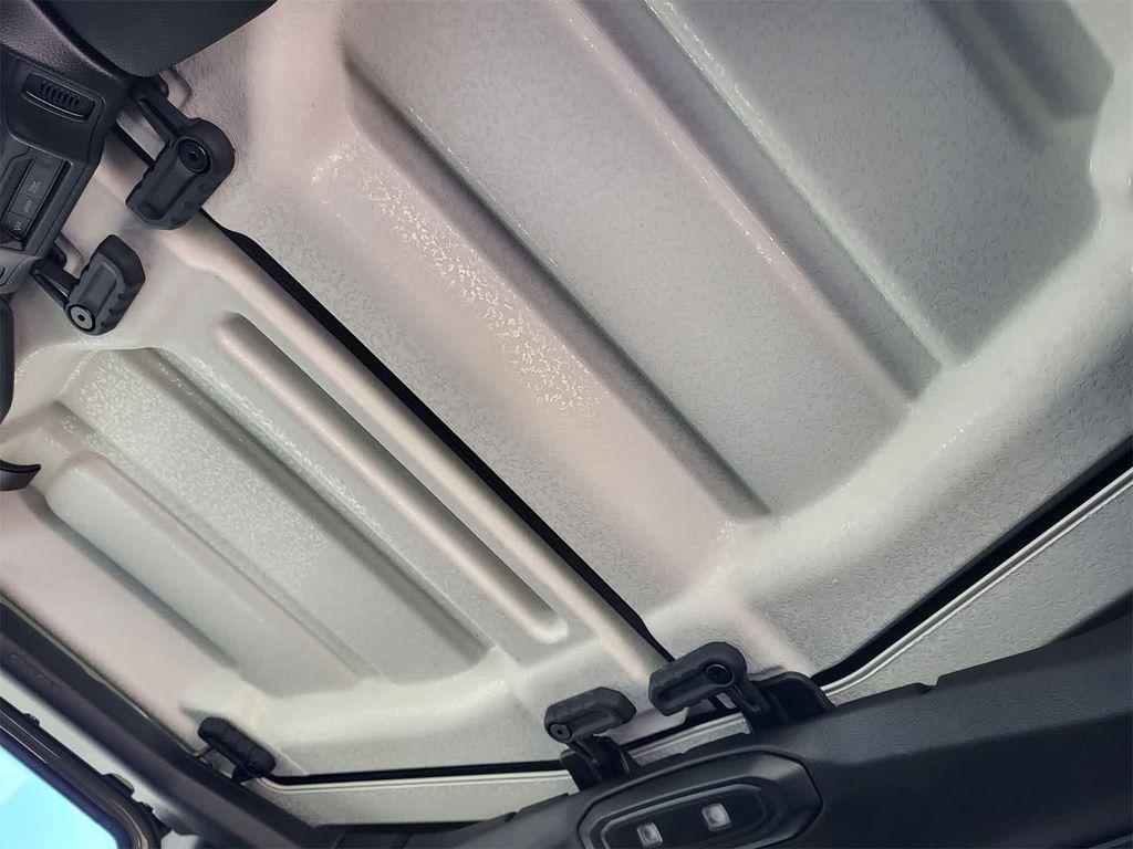 new 2025 Jeep Gladiator car, priced at $43,118