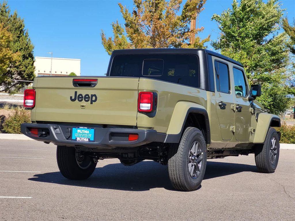 new 2025 Jeep Gladiator car, priced at $43,118