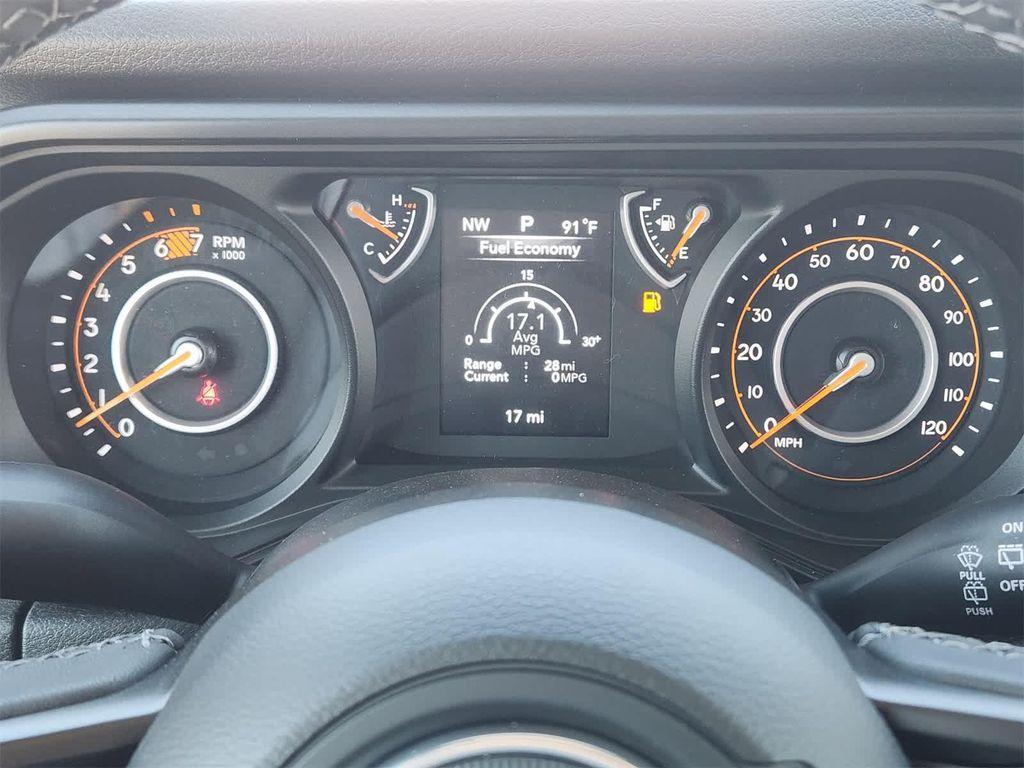 new 2025 Jeep Wrangler car, priced at $43,001