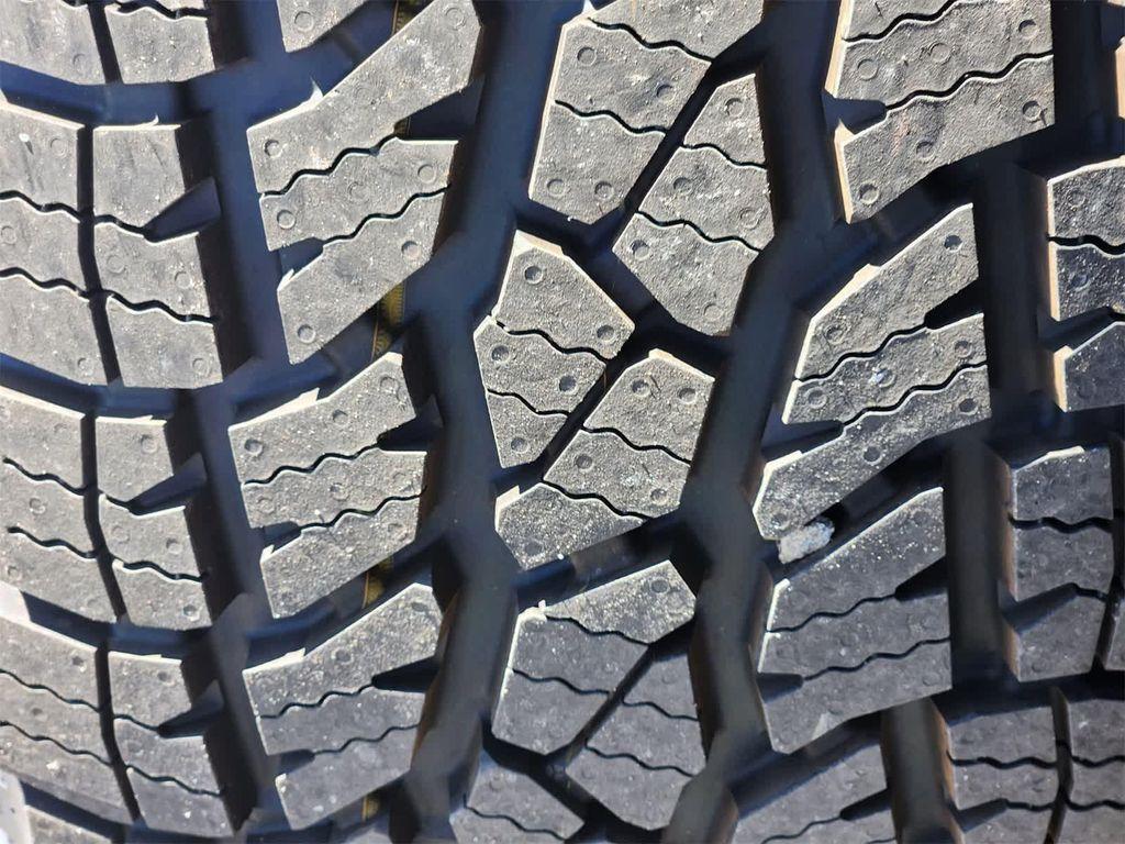 new 2025 Jeep Wrangler car, priced at $43,001