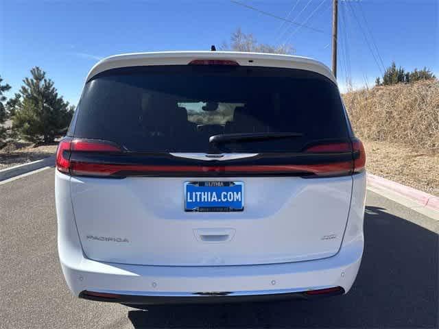new 2025 Chrysler Pacifica car, priced at $46,992