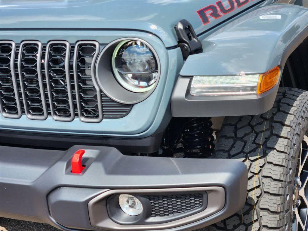 new 2025 Jeep Gladiator car, priced at $46,790
