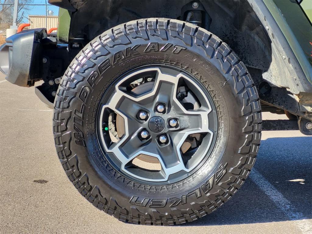 used 2023 Jeep Gladiator car, priced at $36,632