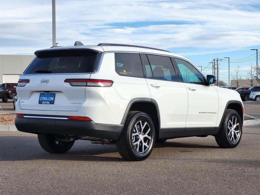 new 2025 Jeep Grand Cherokee L car, priced at $45,394