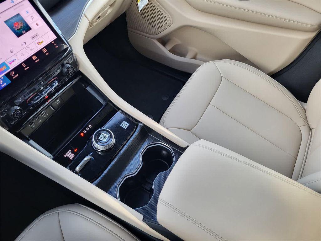 new 2025 Jeep Grand Cherokee L car, priced at $45,394