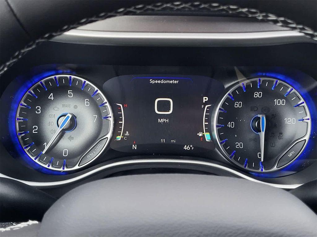 new 2026 Chrysler Pacifica car, priced at $39,420