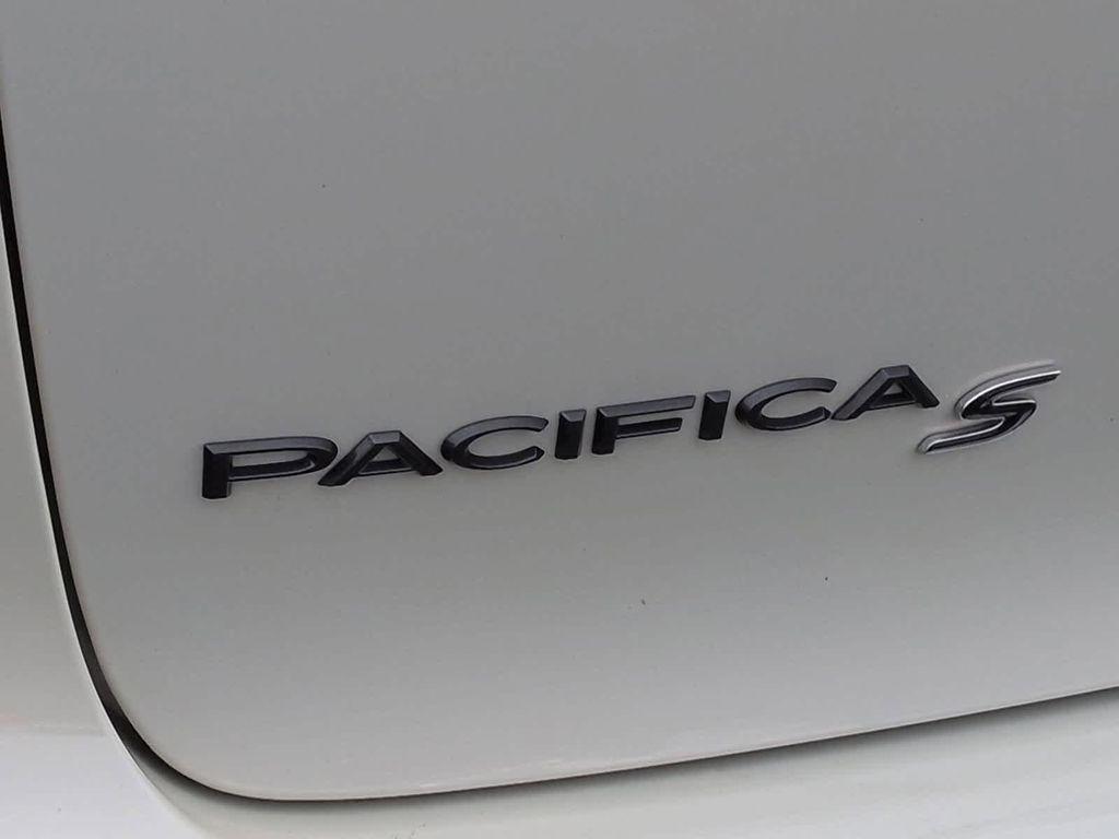 used 2020 Chrysler Pacifica car, priced at $23,895